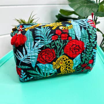 101367 Quilted Makeup Bag-Jaguars & Roses