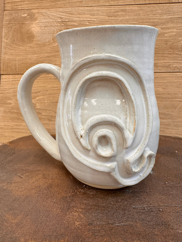 High Cotton Monogram Mug-Q