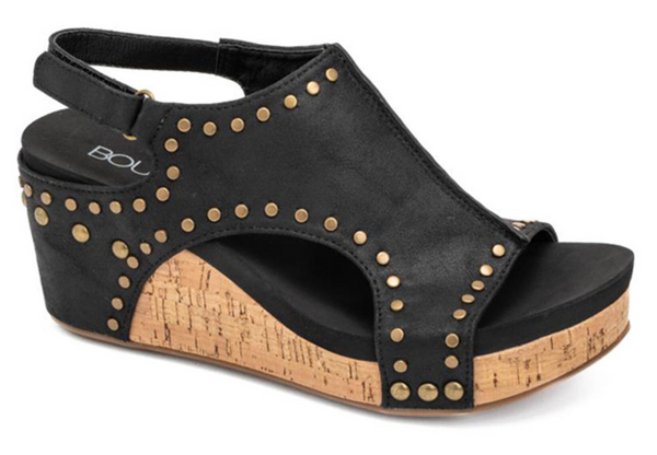 Corky's Carley Wegde-Black Oil w/Studs